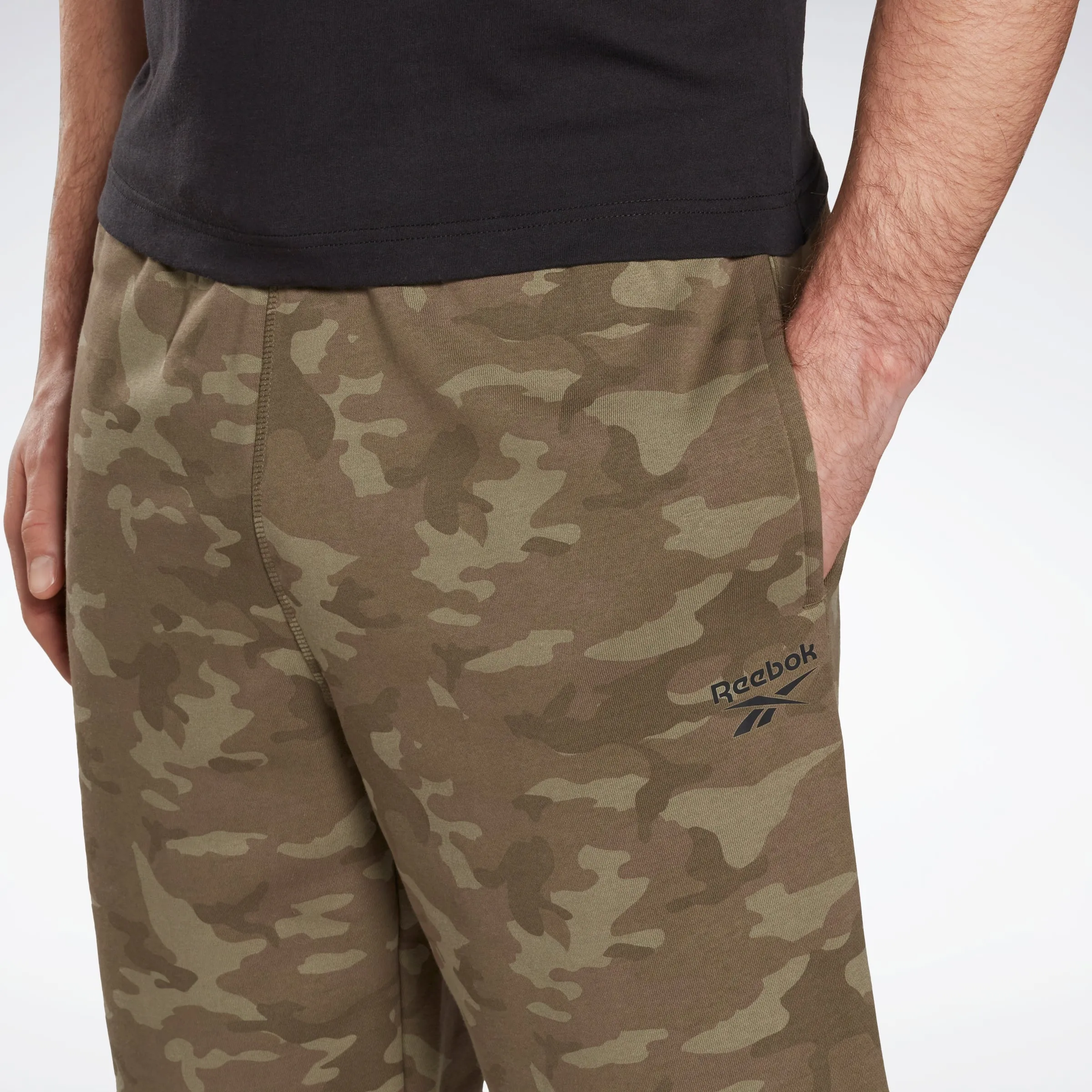 Reebok Apparel Men Reebok Identity Camo Shorts Armgrn